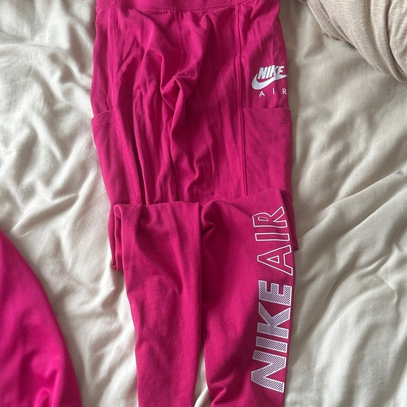 Nike Woman Fuchsia Air Leggings - Picture 1 of 4